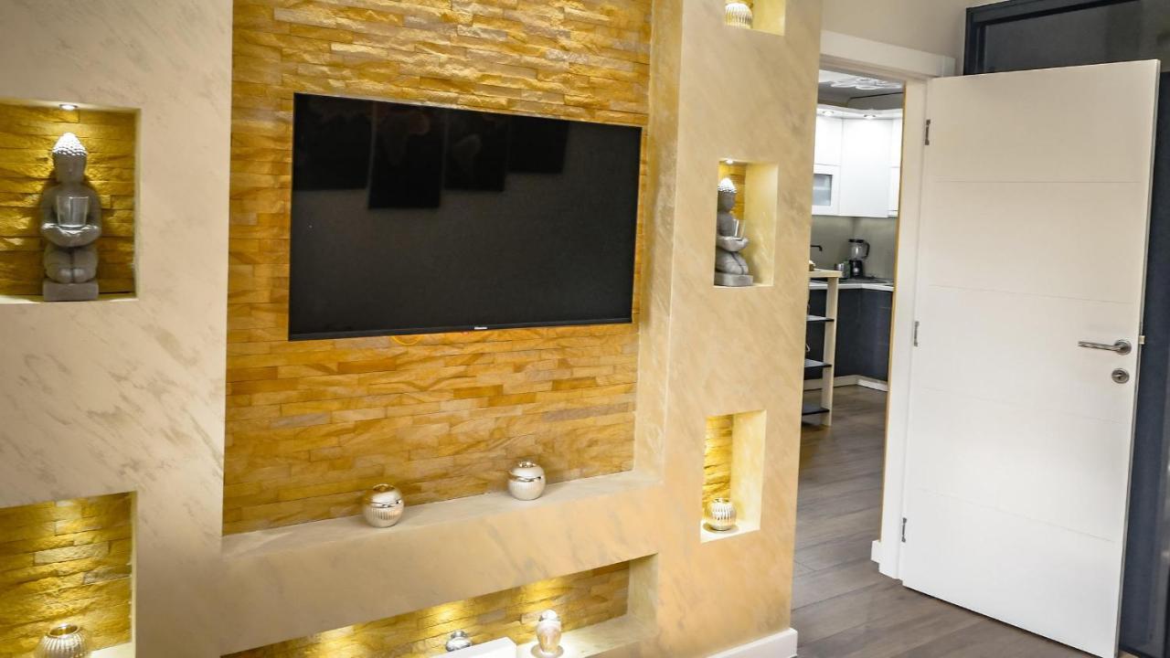 Apartment Delux 14 Subotica Esterno foto